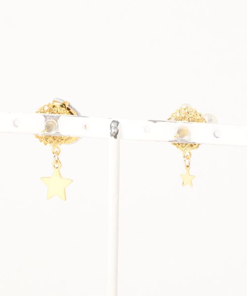 tone(トーン)の「【MUURABBTI】星のキラキラビジューピアス(MA)(ピアス(両耳用)・レディース・その他/バイオレット/アクア/エメラルド/その他1/その他2・FREE)」の10枚目の写真