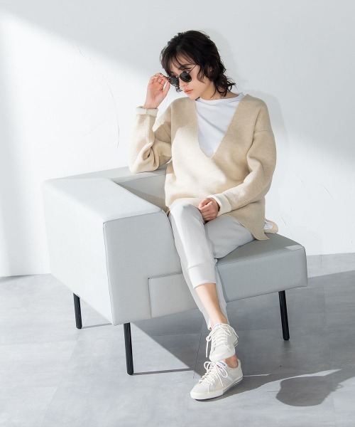 socolla（ソコラ）の「【socolla】ダブルフェイス深Vネックニット≪手洗い可能≫（ニット/セーター・レディース・ベージュ/ネイビー/ピンク/グリーン・M）」の6枚目の写真