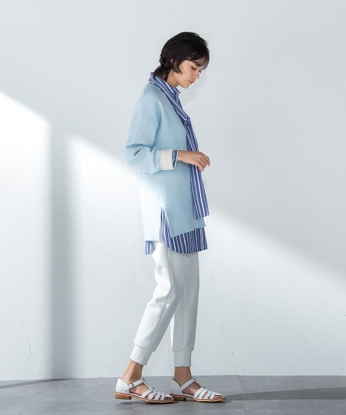 socolla（ソコラ）の「【socolla】ダブルフェイス深Vネックニット≪手洗い可能≫（ニット/セーター・レディース・ベージュ/ネイビー/ピンク/グリーン・M）」の9枚目の写真