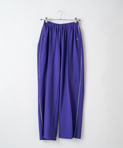 WHIMSIC（ウィムジック）の「【WHIMSIC】パイピングトラックパンツ（スラックス・レディース・ブラック/ベージュ/パープル・FREE）」の6枚目の写真