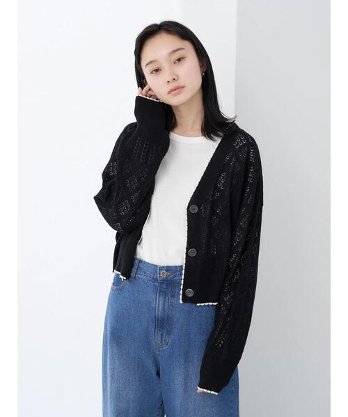 earth music&ecology(アースミュージックアンドエコロジー)の「配色透かしカーディガン(カーディガン/ボレロ・レディース・ブラック/オフホワイト・FREE)」の7枚目の写真