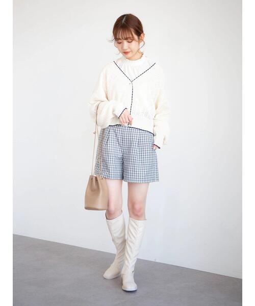 earth music&ecology(アースミュージックアンドエコロジー)の「配色透かしカーディガン(カーディガン/ボレロ・レディース・ブラック/オフホワイト・FREE)」の15枚目の写真