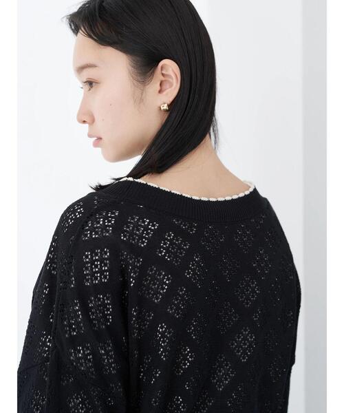 earth music&ecology(アースミュージックアンドエコロジー)の「配色透かしカーディガン(カーディガン/ボレロ・レディース・ブラック/オフホワイト・FREE)」の20枚目の写真