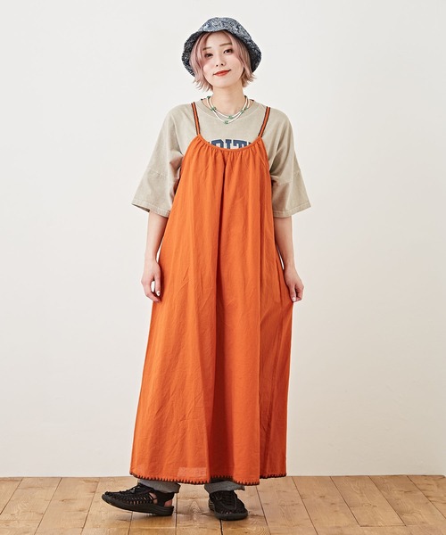 CUBE SUGAR（キューブシュガー）の「綿ボイル無地キャミソールワンピース（ワンピース・レディース・オレンジ/ブルー/グリーン/ナチュラル・M）」の9枚目の写真