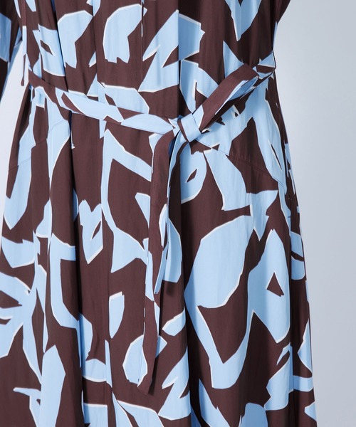 ROPE'（ロペ）の「アブストラクトプリントサックワンピース/サッシュベルト付き（ワンピース・レディース・ワイン/オレンジ・36/38）」の17枚目の写真