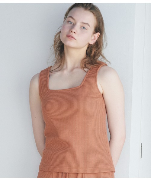 PEACH JOHN（ピーチジョン）の「【柔らかワッフル素材のパッド付きタンクトップ】ワンマイルワッフルパデットタンク（タンクトップ・レディース・ブラウン/グレー/アイボリー・S/M/M/L）」の7枚目の写真