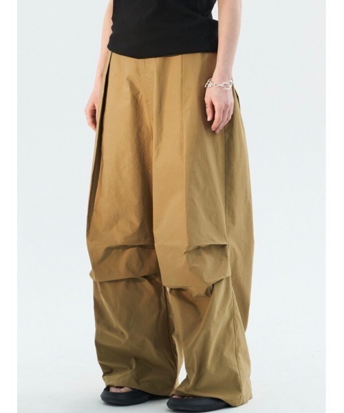 MODITEC(モディテック)の「【MODITEC/モディテック】Fold Trouser Trouser/トラウザー 長ズボン シンプル デザイン パンツ(その他パンツ・メンズ・ブラック/ベージュ・S/M)」の2枚目の写真