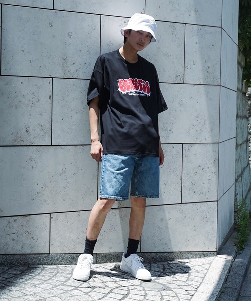 UNIIT(ユニット)の「【UNIIT/ユニット】グラフティロゴ アップリケロゴ ビッグシルエットTシャツ(Tシャツ/カットソー・メンズ・ホワイト/ブラック/パープル/グリーン・MEDIUM/LARGE)」の17枚目の写真