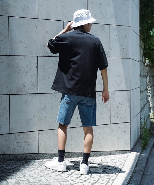 UNIIT(ユニット)の「【UNIIT/ユニット】グラフティロゴ アップリケロゴ ビッグシルエットTシャツ(Tシャツ/カットソー・メンズ・ホワイト/ブラック/パープル/グリーン・MEDIUM/LARGE)」の19枚目の写真