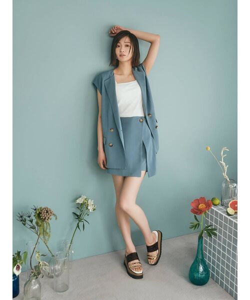 MURUA（ムルーア）の「ドビークロスラップキュロット【セットアップ着用可能】（スラックス・レディース・ブラック/ベージュ/ブルー・1/2）」の12枚目の写真