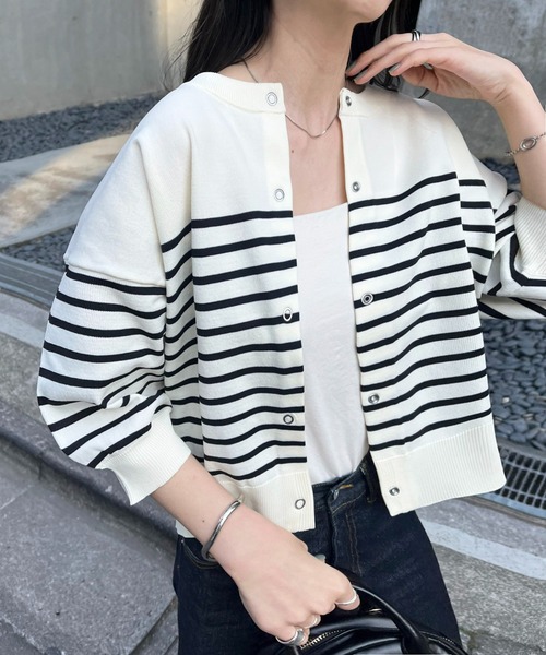 DISCOAT（ディスコート）の「【新色追加/夏の羽織に♪】ライトスポンディッシュ半袖カーディガン《WEB限定》（カーディガン/ボレロ・レディース・アイボリー/ブラック/グリーン/ピンク/オレンジ/サックスブルー/イエロー/ホワイト×ブラック/グレー/モカ/グリーン系その他/ネイビー/カーキ/グレイッシュベージュ/レモンイエロー/チャコールグレー・FREE）」の3枚目の写真