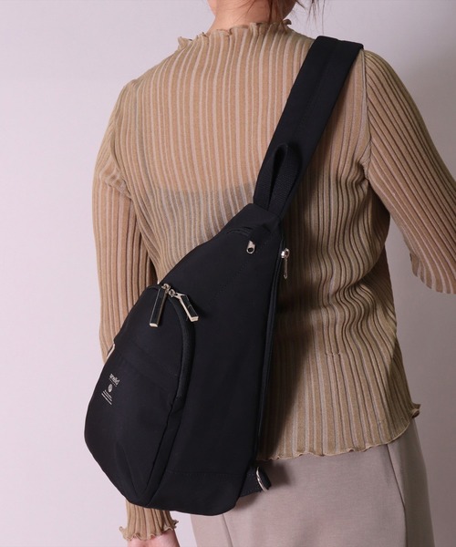 anello（アネロ）の「(LF)【anello】6ポケット クロス ボディバッグ（ボディバッグ/ウエストポーチ・レディース・ネイビー/オリーブ/グレイッシュベージュ/ブラック/グレー/アイボリー・ONE SIZE）」の18枚目の写真