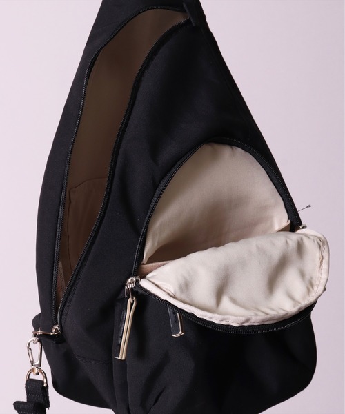 anello（アネロ）の「(LF)【anello】6ポケット クロス ボディバッグ（ボディバッグ/ウエストポーチ・レディース・ネイビー/オリーブ/グレイッシュベージュ/ブラック/グレー/アイボリー・ONE SIZE）」の10枚目の写真