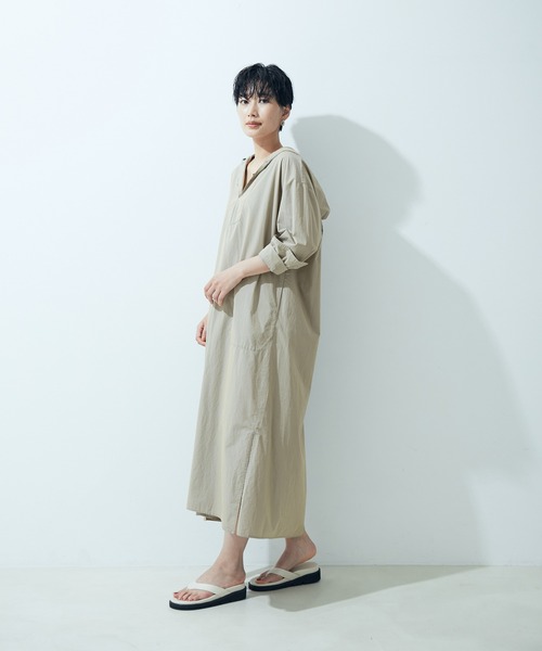 SALON adam et rope'(サロン アダム エ ロペ)の「【洗える】タイプライターワンピース(ワンピース・レディース・ブラック/ベージュ系その他2・FREE)」の19枚目の写真