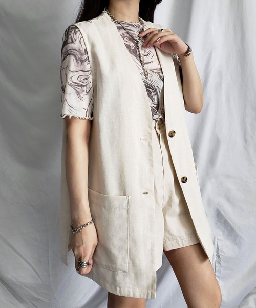 me+em select（ミームセレクト）の「コットンリネンオーバーサイズスリットジレベスト（ベスト・レディース・ブラック/ベージュ/ブラウン/ナチュラル・MEDIUM）」の19枚目の写真