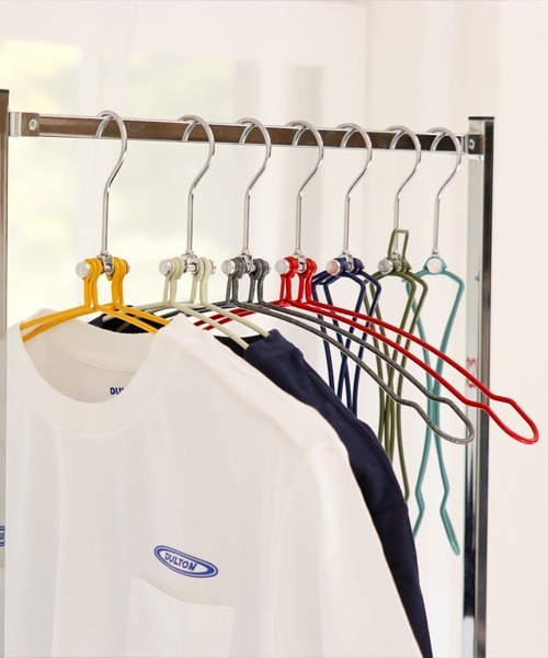 DULTON（ダルトン）の「FOLDING HANGER/折りたたみ ハンガー（収納グッズ・メンズ・ネイビー/グレー/レッド/オリーブ/イエロー/アイボリー/ブルーグリーン・FREE）」の9枚目の写真