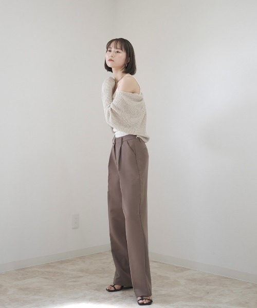 Reurie'(レウリィ)の「タックストレートパンツ(スラックス・レディース・ブラウン/アイボリー・FREE)」の19枚目の写真