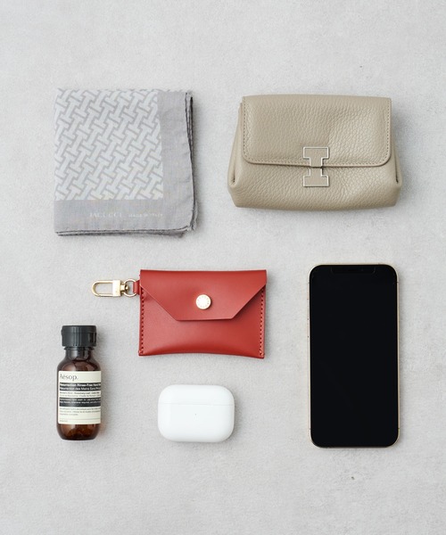 IACUCCI（イアクッチ）の「テア XS MONTONE/CERVO（ショルダーバッグ・レディース・ライトグレー/ベージュ系その他・FREE）」の5枚目の写真