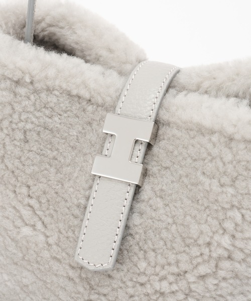 IACUCCI（イアクッチ）の「テア XS MONTONE/CERVO（ショルダーバッグ・レディース・ライトグレー/ベージュ系その他・FREE）」の12枚目の写真