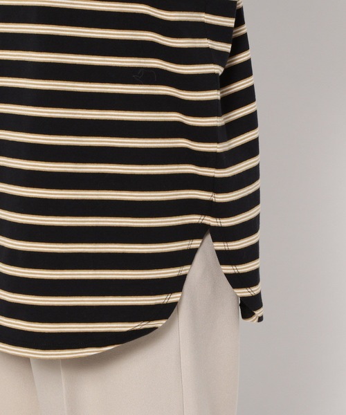 LOWRYS FARM（ローリーズファーム）の「ボーダーソデボリュームＴシャツ　125423（Tシャツ/カットソー・レディース・ブラック/ネイビー/アイボリー・FREE）」の4枚目の写真