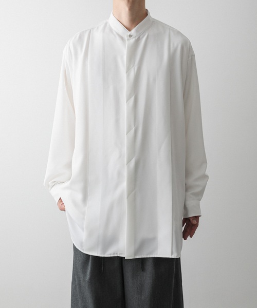 ato（アトウ）の「OVERSIZED BAND COLLAR SHIRTS（シャツ/ブラウス・メンズ・ホワイト/ブラック/イエロー/ライトグリーン・44/46/48）」の2枚目の写真