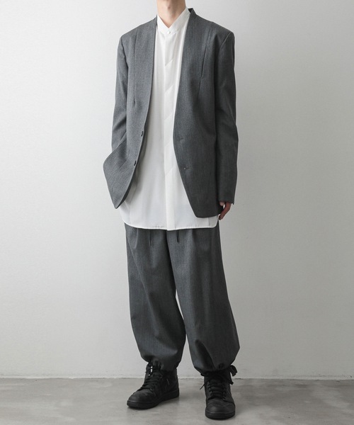 ato（アトウ）の「OVERSIZED BAND COLLAR SHIRTS（シャツ/ブラウス・メンズ・ホワイト/ブラック/イエロー/ライトグリーン・44/46/48）」の19枚目の写真