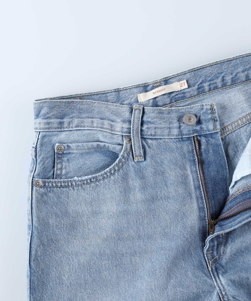Levi's(リーバイス)の「【Levi's】バギーデニムパンツ(デニムパンツ・レディース・ライトインディゴブルー・24inch/25inch/27inch/26inch)」の5枚目の写真