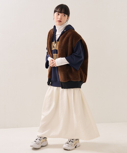 FREAK'S STORE(フリークスストア)の「カットオフロゴスウェットパーカー(パーカー・レディース・ピンク/チャコールグレー/ネイビー/ライトグレー・フリ-)」の6枚目の写真