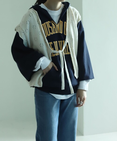 FREAK'S STORE(フリークスストア)の「カットオフロゴスウェットパーカー(パーカー・レディース・ピンク/チャコールグレー/ネイビー/ライトグレー・フリ-)」の16枚目の写真