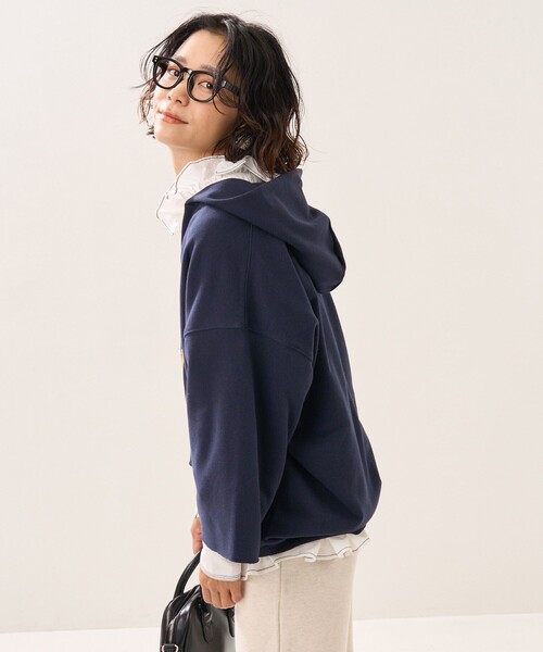 FREAK'S STORE(フリークスストア)の「カットオフロゴスウェットパーカー(パーカー・レディース・ピンク/チャコールグレー/ネイビー/ライトグレー・フリ-)」の20枚目の写真