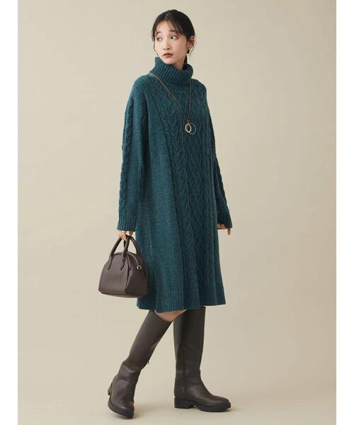 CRAFT STANDARD BOUTIQUE(クラフトスタンダードブティック)の「モールケーブル編みタートルネックワンピース ◆(ワンピース・レディース・ブルーグリーン/オフホワイト/ブラック・FREE)」の6枚目の写真