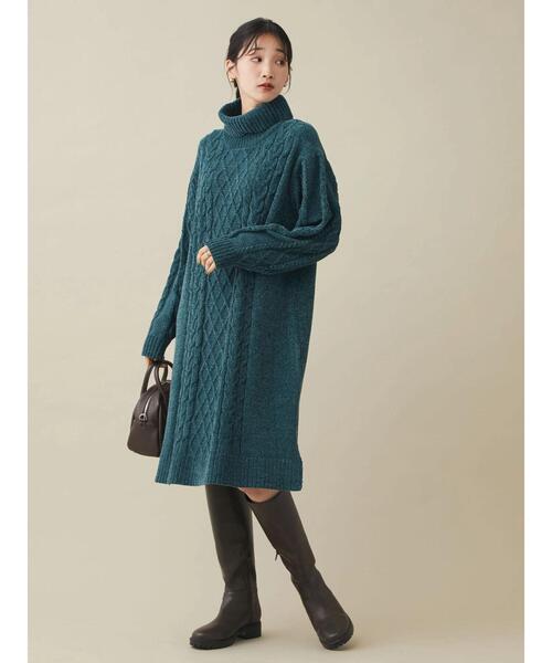 CRAFT STANDARD BOUTIQUE(クラフトスタンダードブティック)の「モールケーブル編みタートルネックワンピース ◆(ワンピース・レディース・ブルーグリーン/オフホワイト/ブラック・FREE)」の8枚目の写真