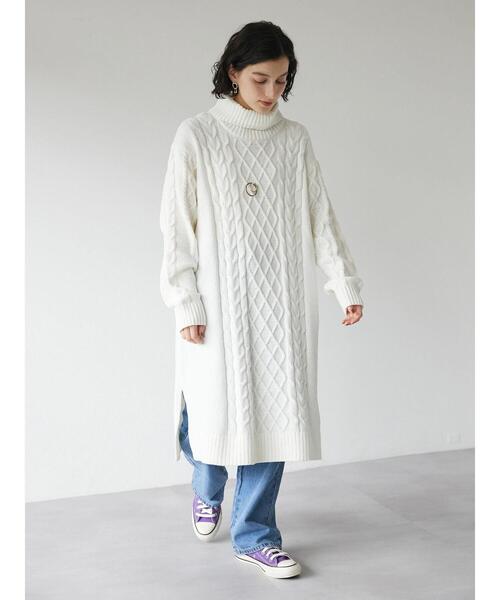 CRAFT STANDARD BOUTIQUE(クラフトスタンダードブティック)の「モールケーブル編みタートルネックワンピース ◆(ワンピース・レディース・ブルーグリーン/オフホワイト/ブラック・FREE)」の16枚目の写真