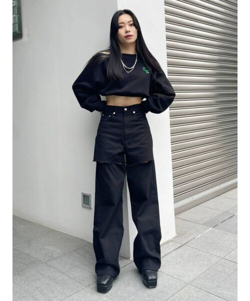 EVRIS(エヴリス)の「ボリュームスリーブクロップドスウェットトップス(スウェット・レディース・ブラック/ホワイト/グレー・FREE)」の16枚目の写真