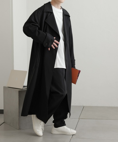 COLONY 2139（コロニートゥーワンスリーナイン）の「コンフォートストレッチダブルコート（トレンチコート・メンズ・ブラック・MEDIUM/LARGE）」の11枚目の写真