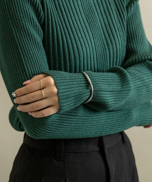 SMELLY（スメリー）の「ニュアンスラインスリムバングル（ブレスレット・レディース・シルバー/ゴールド・-）」の9枚目の写真