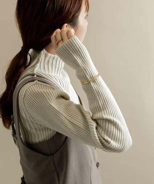 SMELLY（スメリー）の「ニュアンスラインスリムバングル（ブレスレット・レディース・シルバー/ゴールド・-）」の7枚目の写真