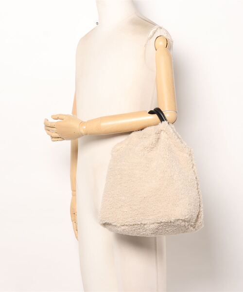 clear（クリア）の「ボアトートバッグ（トートバッグ・レディース・アイボリー/モカ・F）」の6枚目の写真