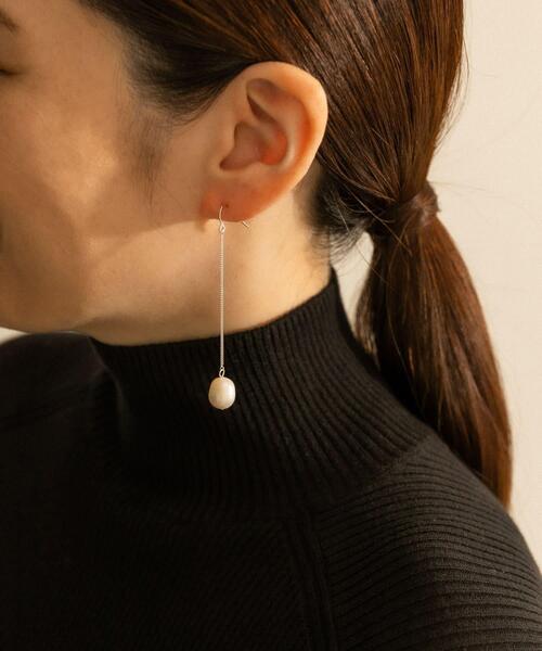 SMELLY(スメリー)の「SMELLY so’ pearl chain pierce slv(ピアス(両耳用)・レディース・シルバー系その他・-)」の3枚目の写真