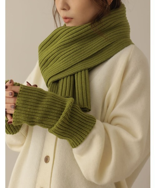 Re:EDIT（リエディ）の「[WINTER COLLECTION]リブニットマフラー（マフラー・レディース・アイボリー/ピンク/グレー/ブラック/ベージュ/グリーン/ブルー・FREE）」の6枚目の写真