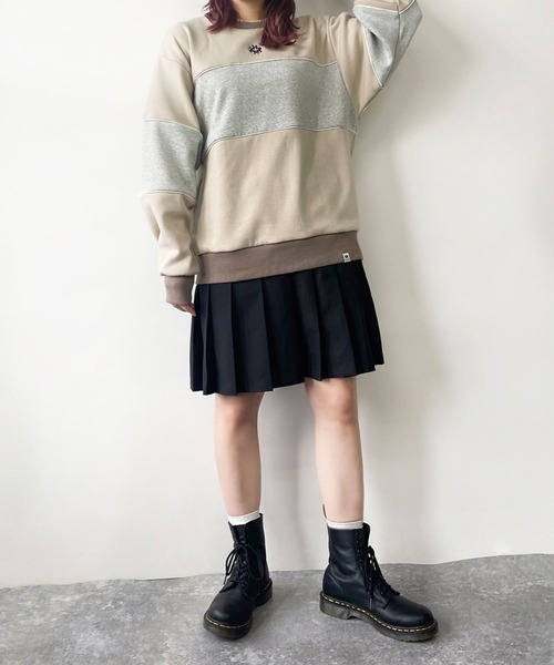 179/WG（イチナナキュウダブルジー）の「裏シャギーバイカラーBIGプルオーバー（スウェット・レディース・オフホワイト/ブラック/トップグレー・FREE）」の20枚目の写真