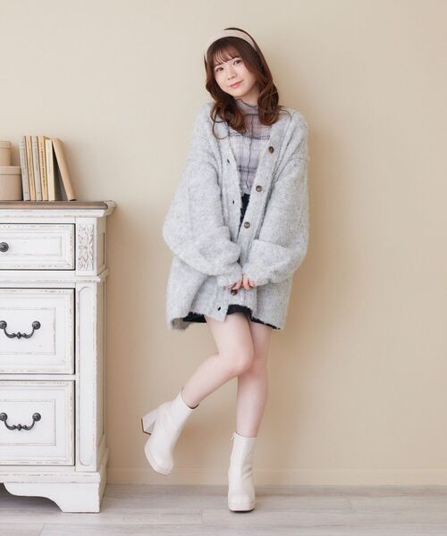 ems excite（エムズエキサイト）の「カラーモヘアビッグカーデ（ニット/セーター・レディース・ブルー/グリーン/ピンク/オレンジ/ライトベージュ/ライトグレー/ダークブラウン・FREE）」の9枚目の写真