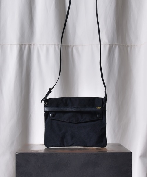 GRIND LODGE boab leather レザーサコッシュ　新品未使用品 GRINDLODGE boab leather レザーサコッシュ 新品未使用品 - メルカリ
