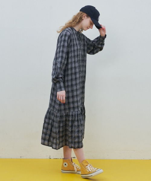 MERLOT(メルロー)の「チェックティアードワンピース(ワンピース・レディース・イエロー/ブラック・FREE)」の7枚目の写真