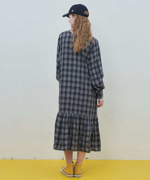 MERLOT(メルロー)の「チェックティアードワンピース(ワンピース・レディース・イエロー/ブラック・FREE)」の8枚目の写真