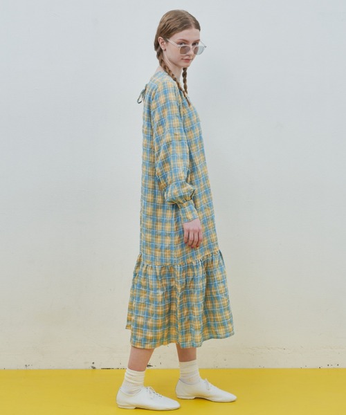 MERLOT(メルロー)の「チェックティアードワンピース(ワンピース・レディース・イエロー/ブラック・FREE)」の16枚目の写真