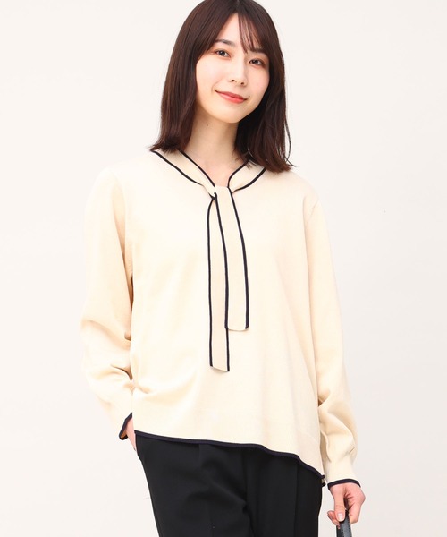 AnNet(アネット)の「バイカラー ボウタイ ニット(ニット/セーター・レディース・ブラック/アイボリー/グリーン・3L/4L/5L/LL)」の1枚目の写真