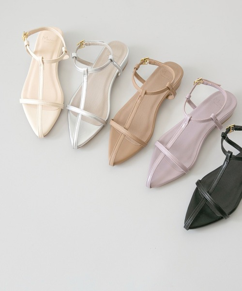 menue（メヌエ）の「ポインテッドトゥ 華奢Tストラップサンダル（サンダル・レディース・グレイッシュベージュ/ブラック/アイボリー/シルバー/ラベンダー・XS/S/M/L/LL/3L）」の4枚目の写真