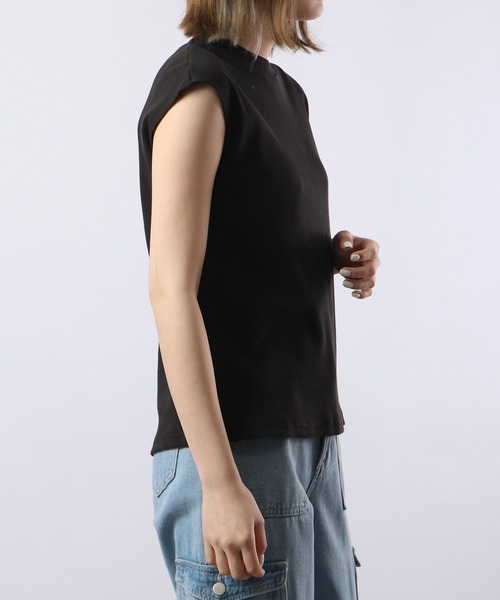 atONE(アットワン)の「atONE フレンチスリーブリブカットソー(Tシャツ/カットソー・レディース・ベージュ/ブラック/オフホワイト・4L~5L/LL~3L/M-L)」の13枚目の写真