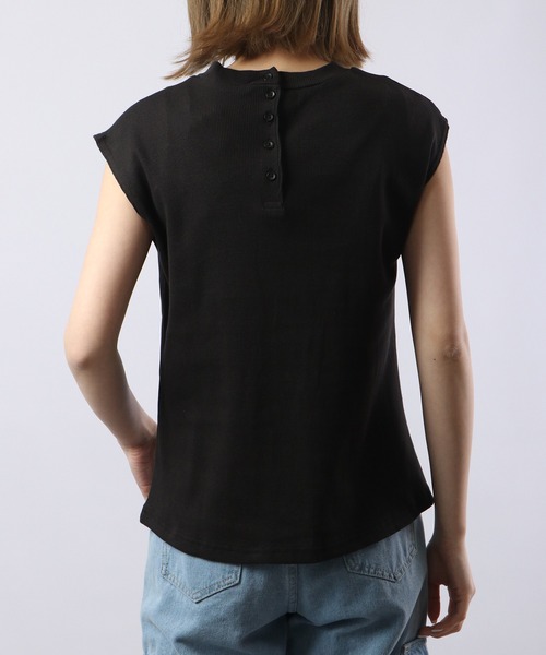 atONE(アットワン)の「atONE フレンチスリーブリブカットソー(Tシャツ/カットソー・レディース・ベージュ/ブラック/オフホワイト・4L~5L/LL~3L/M-L)」の11枚目の写真